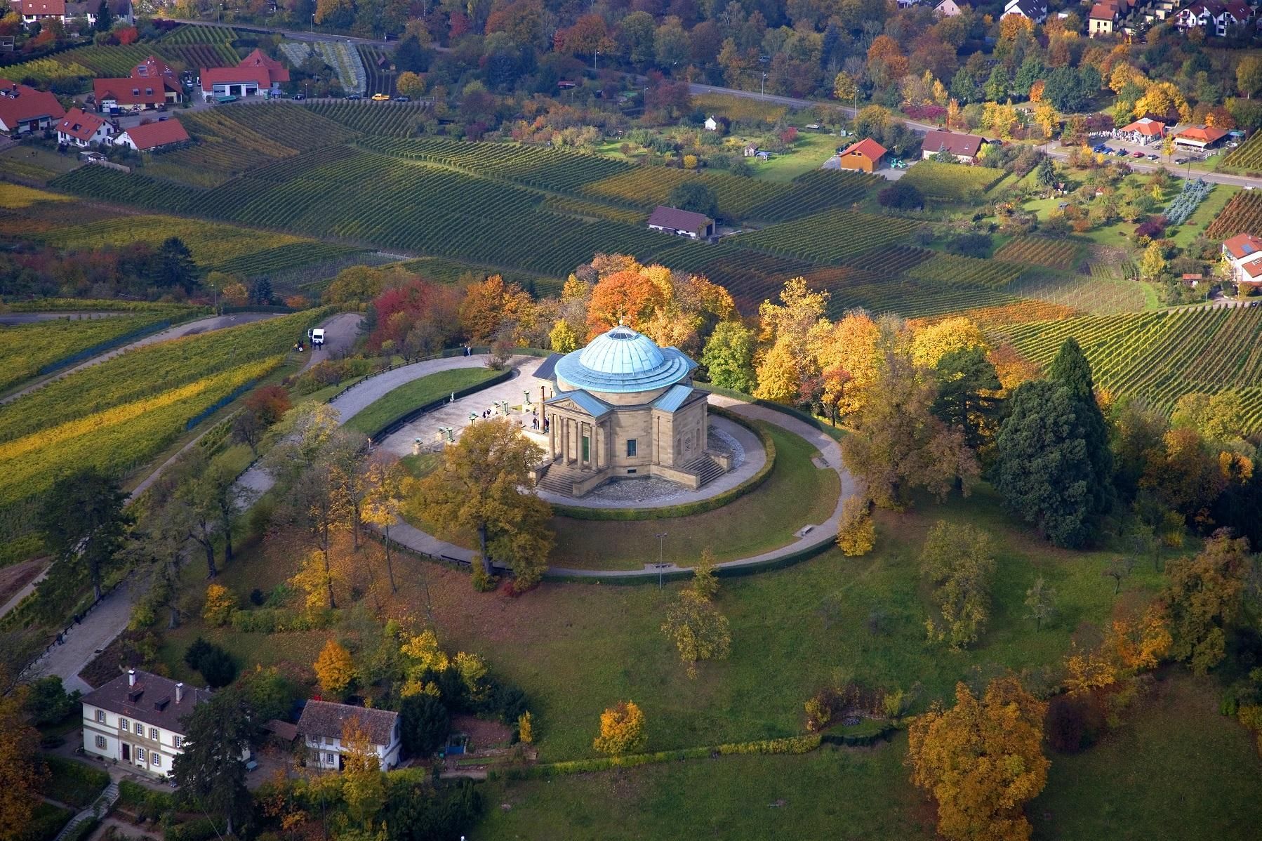 Grabkapelle auf dem Württemberg, Luftaufnahme