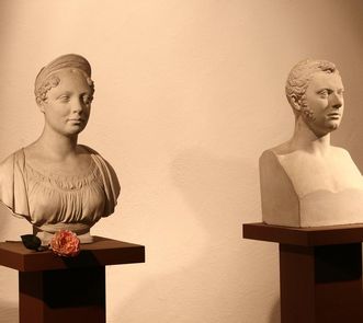 Busts of Katharina and Wilhelm I at the Sepulchral Chapel on Württemberg Hill